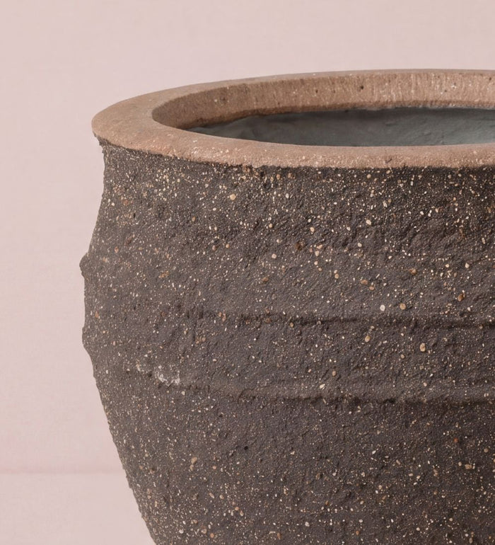 Brown Fibrestone Planter (21cm)