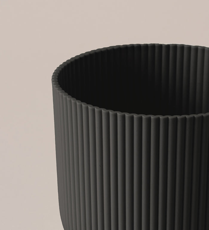 Dark Grey Elho Vibes Pot (14cm)