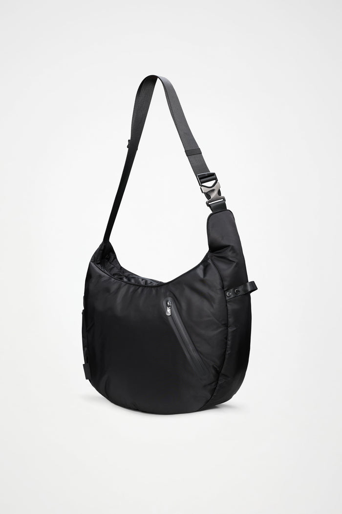 RAINS Delphi Shoulder Bag Large Black 28L H45 x D14 x W32 cm Shoulder Bag