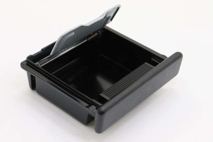 Mitsubishi Ashtray - CP9A ##868111012
