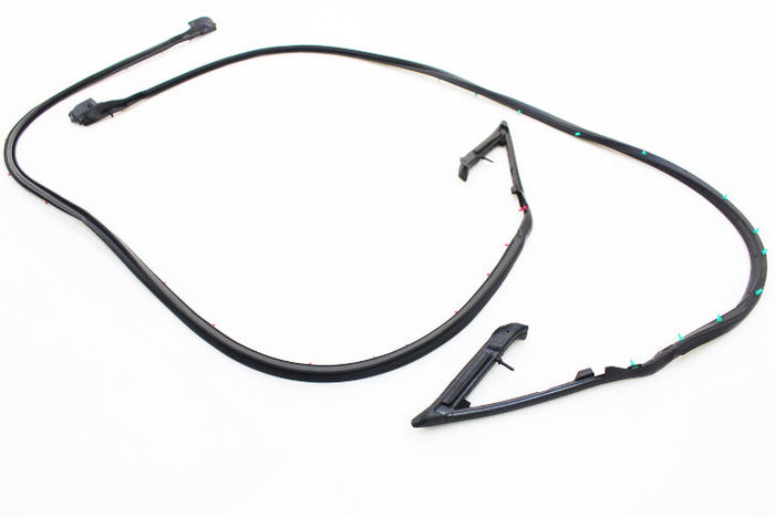 NISSAN Door Weatherstrip Pair LH & RH Set - R32 BNR32 #663101035S1 NISSAN