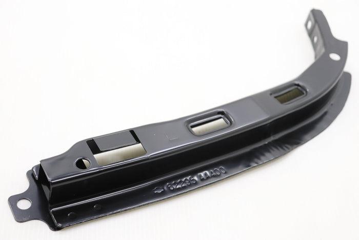 NISSAN Front Bumper Lower Retainer LH - Skyline BNR34 #663101683 NISSAN