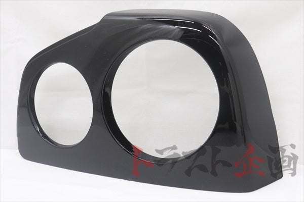 NISSAN Rear Tail Lamp Cover RHS Black Pearl GV1 - R34 2 Doors #663101384 NISSAN