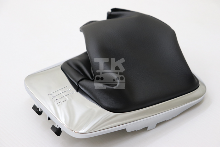 NISSAN Shift Boot Console - S15 2000/10- #663111528 NISSAN
