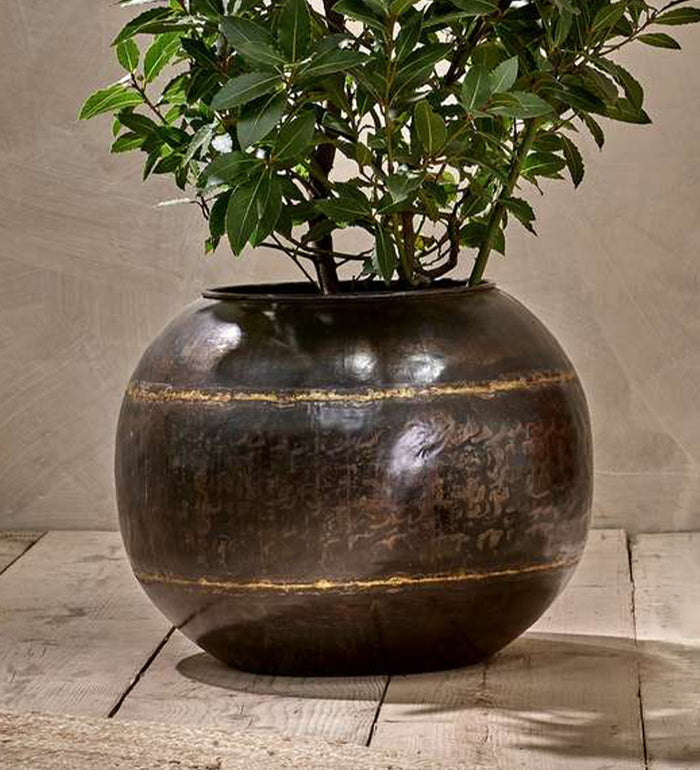 Nkuku Iron Globe Planter