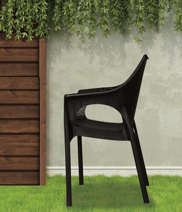 Uratex Monoblock Belleza Armchair in black, left side view
