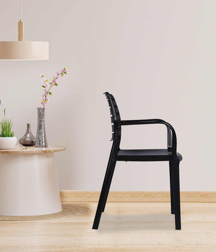 Uratex Monoblock Olympia Armchair in black, right side view
