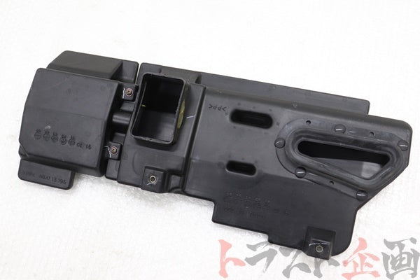 [USED] MAZDA Air Cleaner Duct - FD3S #80223321