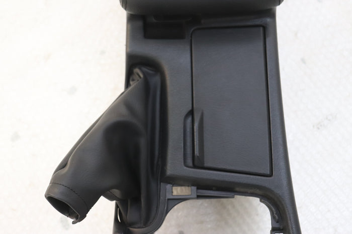 [USED] NISSAN Center Console – Skyline ER34 25GT Turbo (Late Model) 4-Door #1100333206