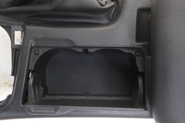 [USED] NISSAN Center Console – Skyline ER34 25GT Turbo (Late Model) 4-Door #1100333206